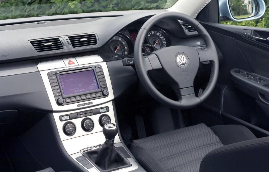  Volkswagen Passat Estate 2007 года  (фото 2 из 6)